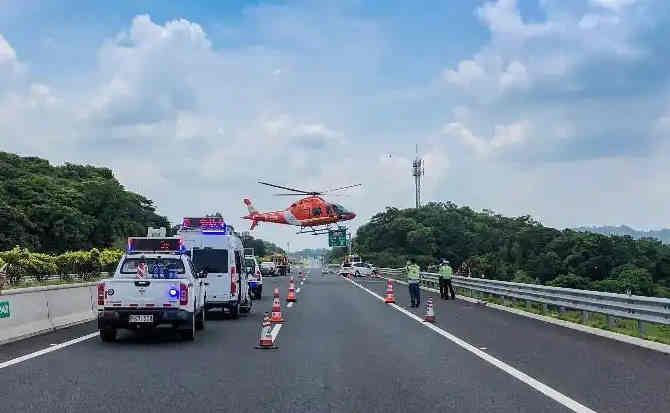 灌阳高速公路汽车救援案例